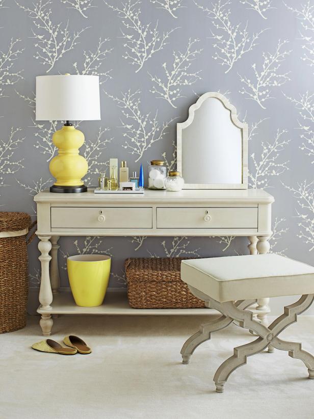 5 Exciting Ways to Design your Console Table - Vibrant Spaces